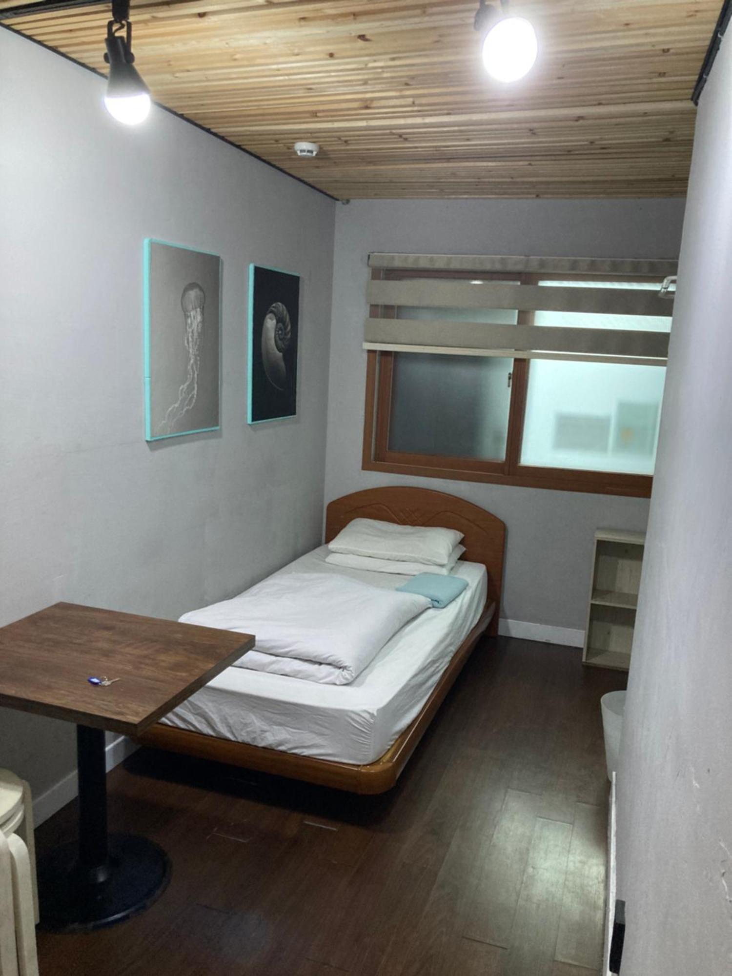 Itaewon Inn Seul Quarto foto