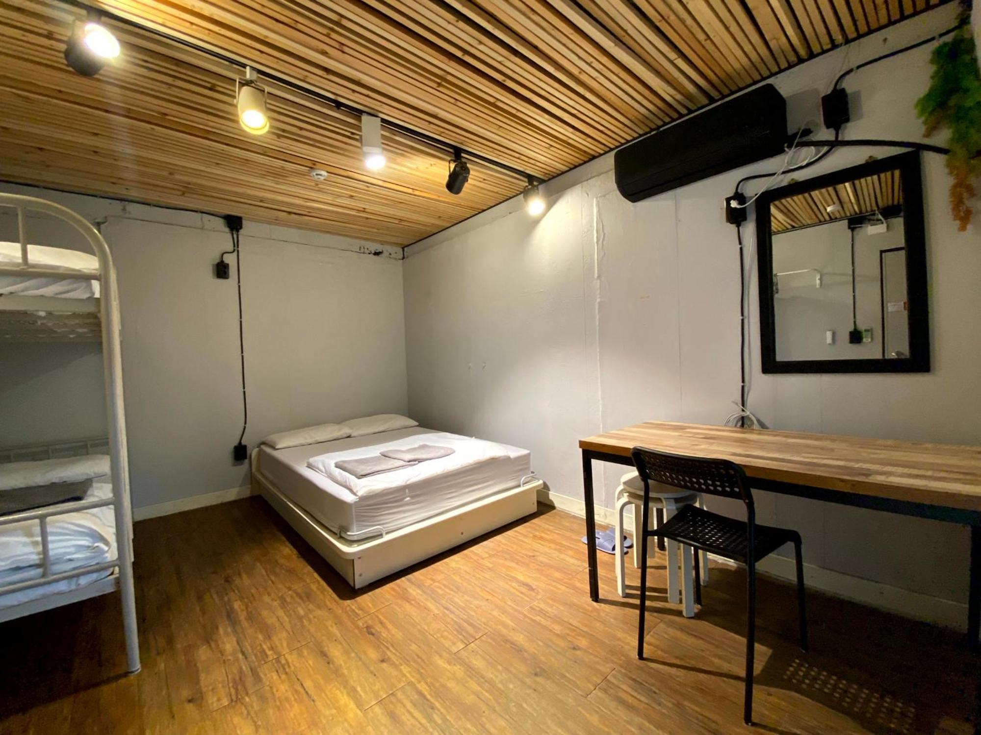 Itaewon Inn Seul Quarto foto